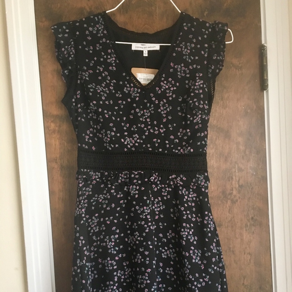 Cupcakes and Cashmere Elm Dress